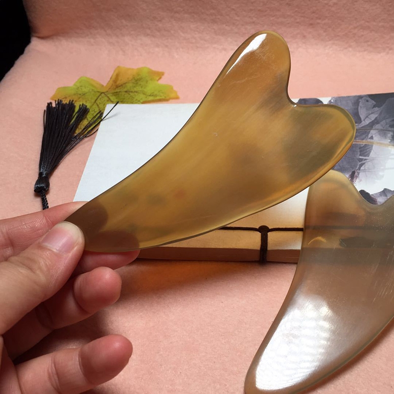 Gua Sha massage tool to dredge the meridians